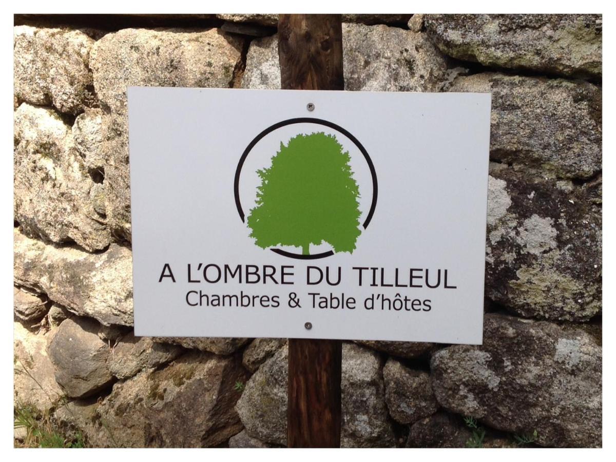 A L'Ombre Du Tilleul Comiac Exterior photo